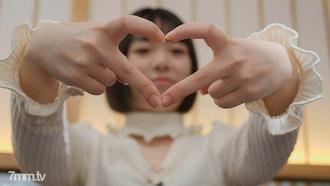 FC2-PPV-1349465 【半價快報】51日拍攝日菜子18歲派盤play春假。在經驗豐富的極淺陰戶後面進行第一次陰道射精 [個人拍攝]